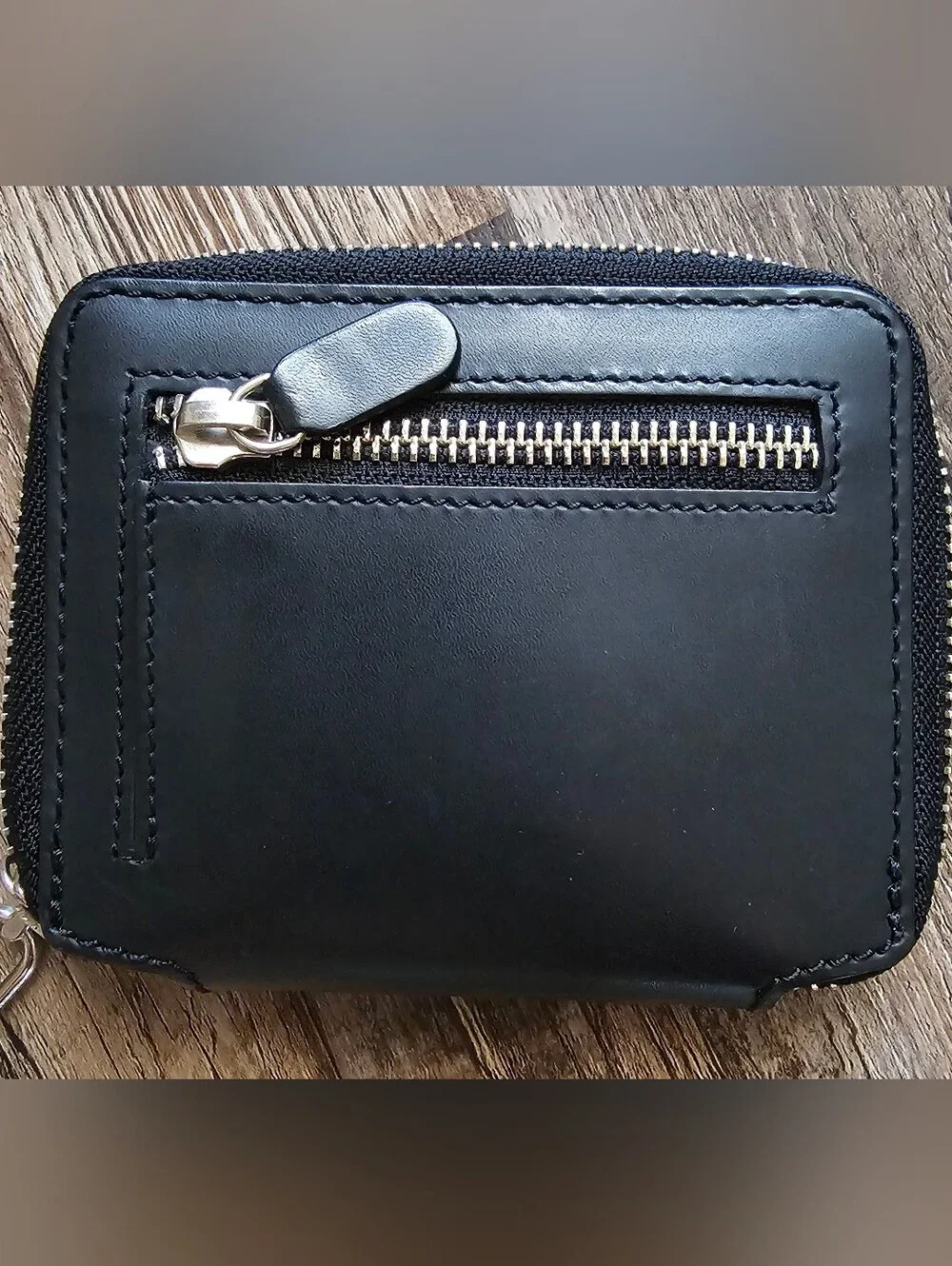 Harley-Davidson Black Leather Zip Wallet with Silver Chain Accent